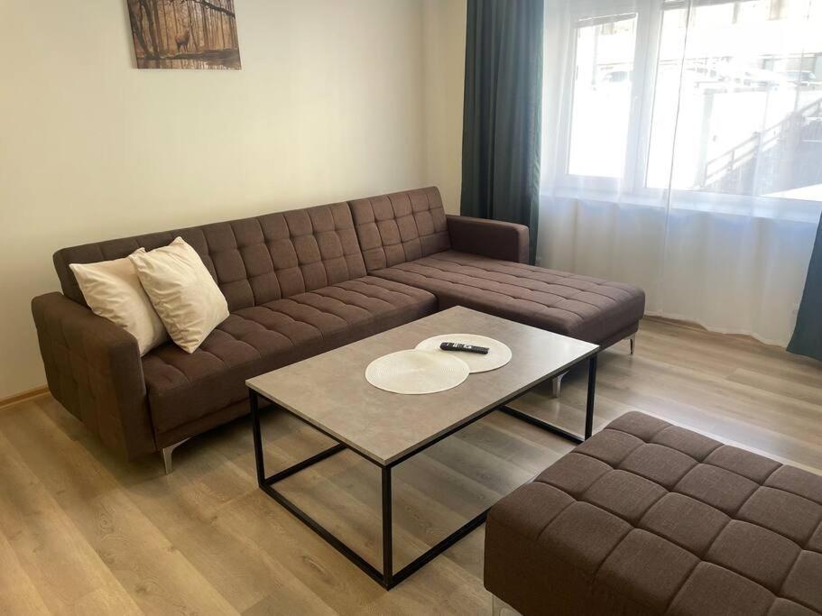 3 Rooms Apartment In Center Олесунн Екстер'єр фото