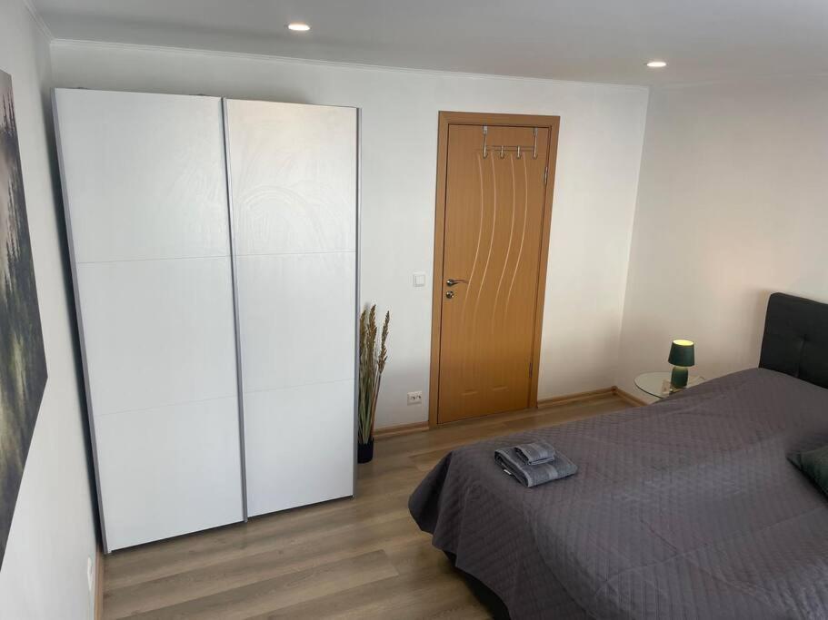 3 Rooms Apartment In Center Олесунн Екстер'єр фото