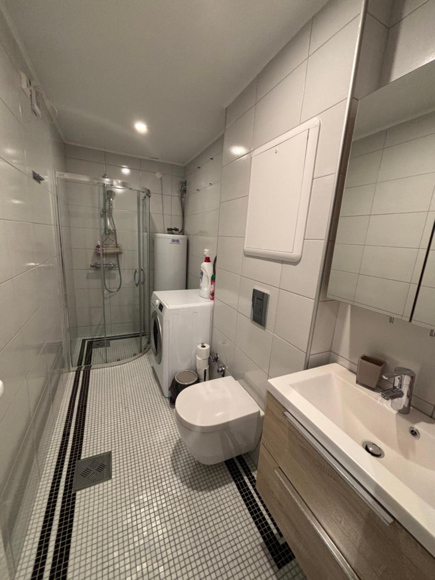 3 Rooms Apartment In Center Олесунн Екстер'єр фото