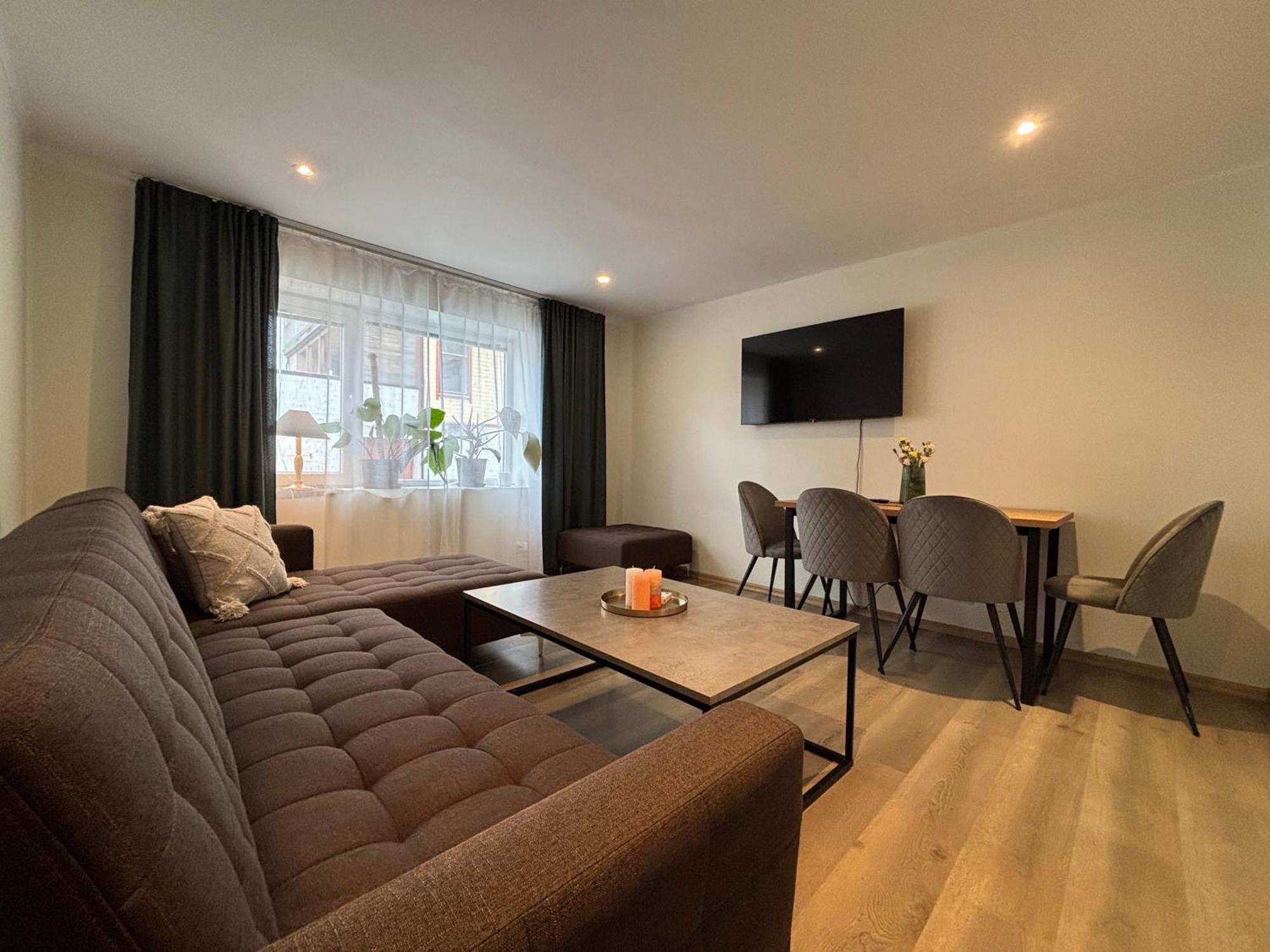 3 Rooms Apartment In Center Олесунн Екстер'єр фото